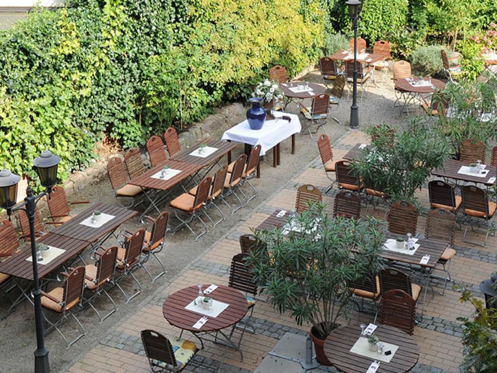 Weinhaus Woehler Hotel Шверин Екстериор снимка