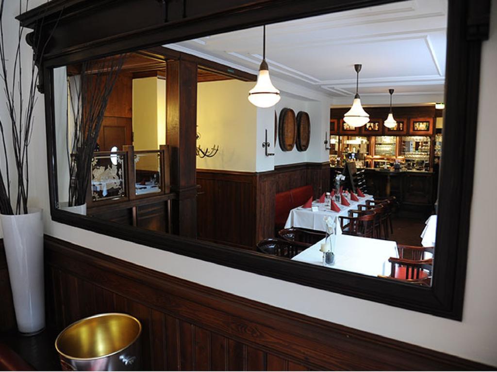 Weinhaus Woehler Hotel Шверин Екстериор снимка
