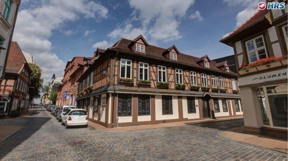 Weinhaus Woehler Hotel Шверин Екстериор снимка